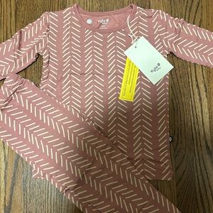 Kyte Baby Bamboo Pajama Set 4T Dusty Rose Herringbone NWT